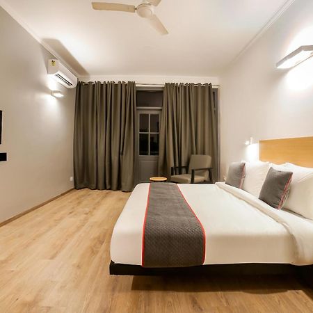 Hotel King Plaza Near Delhi Airport Ню Делхи Екстериор снимка